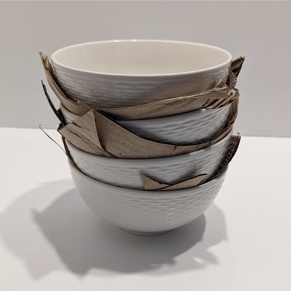 Mason White Weave Ceramic Cereal Bowls (Set of 4, with Original Box) - Picture 5 of 9